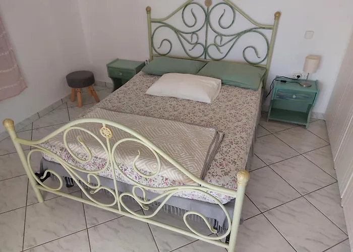 Marilena Apartments Plataria